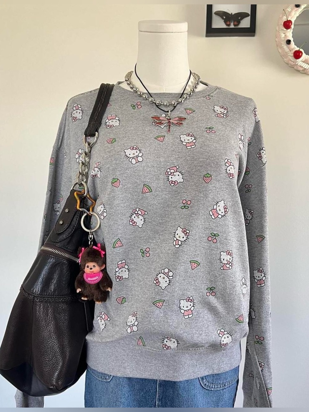 Hello kitty sanrio sweatshirt size Small